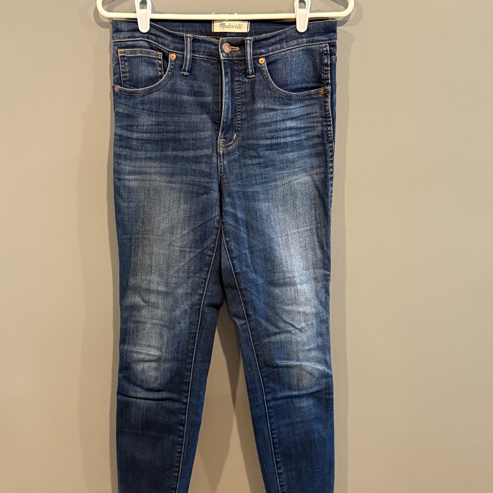 *GENTLY WORN* Madewell Size 27 10" High-Rise Skinny Jeans
